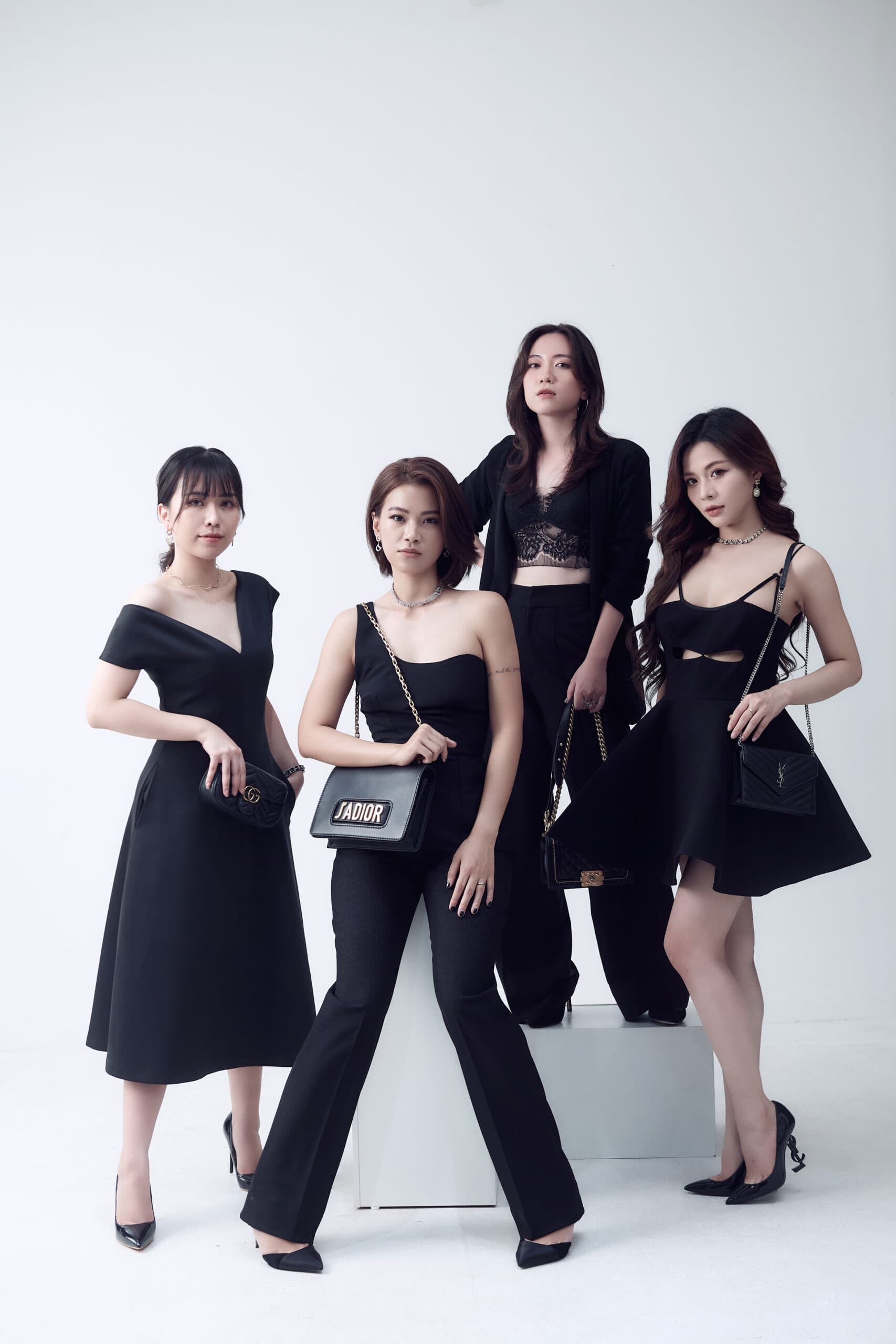 Chị Vân Phương 2